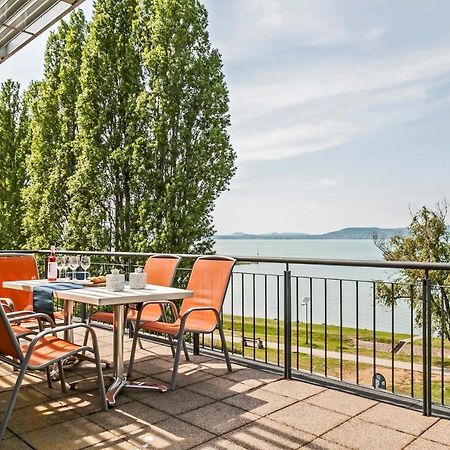Panoramic Art Apartment With Jacuzzi 발라톤엘 외부 사진