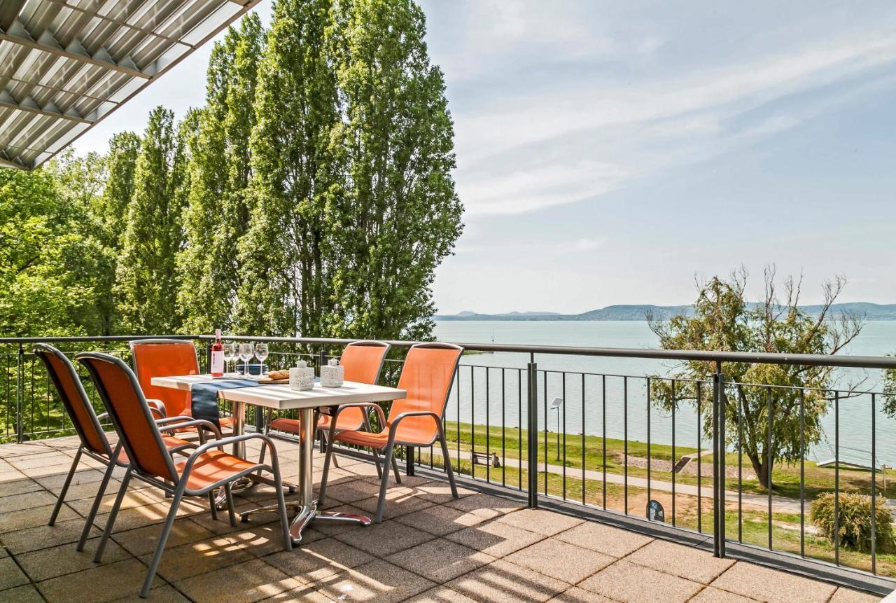 Panoramic Art Apartment With Jacuzzi 발라톤엘 외부 사진
